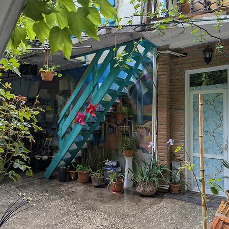 Guest House Marina Tbilisi Exterior foto