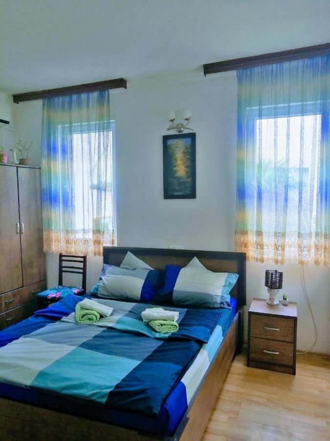 Guest House Marina Tbilisi Exterior foto